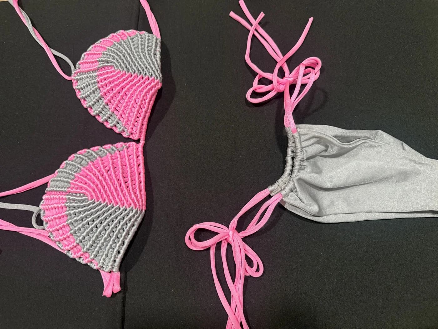 Bikini Concha · Rosa Humo