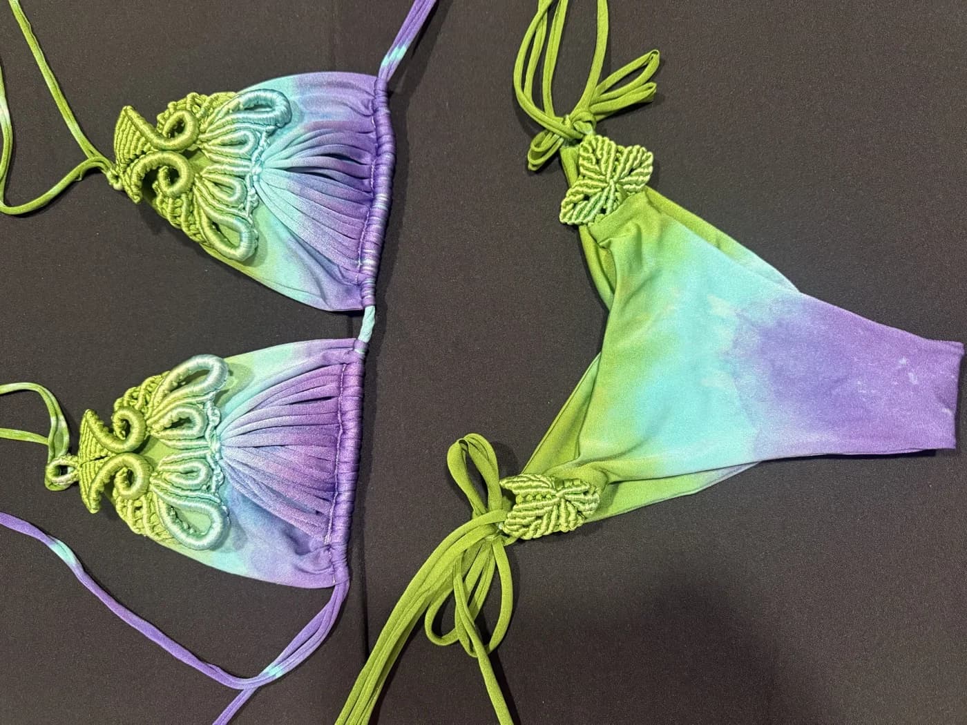 Bikini Degradado · Lima y Lila