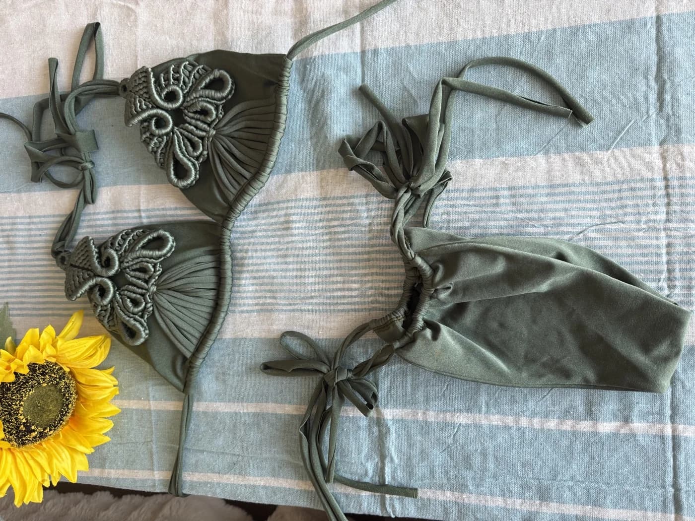 Bikini Flor · Verde Salvia